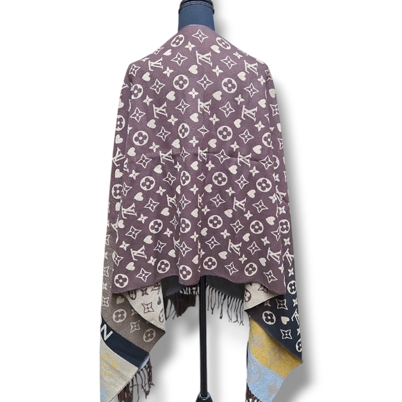 Scarf - Picture 3 of 4